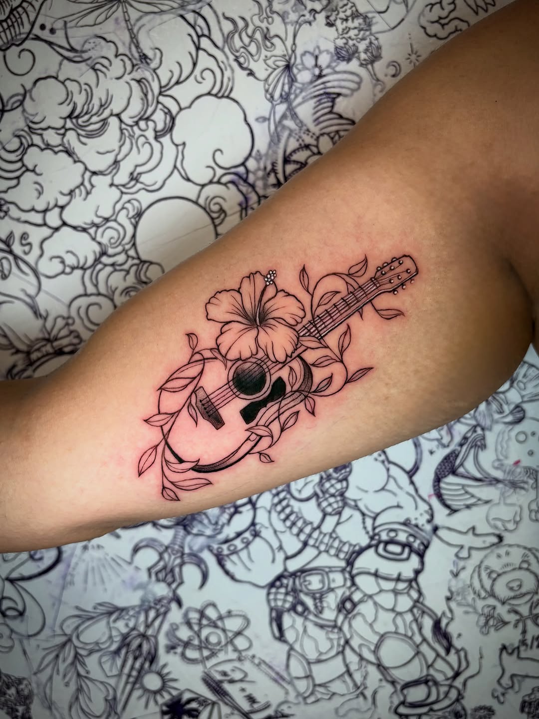 Tattoo by @chicom4l — fine_line, black_and_grey