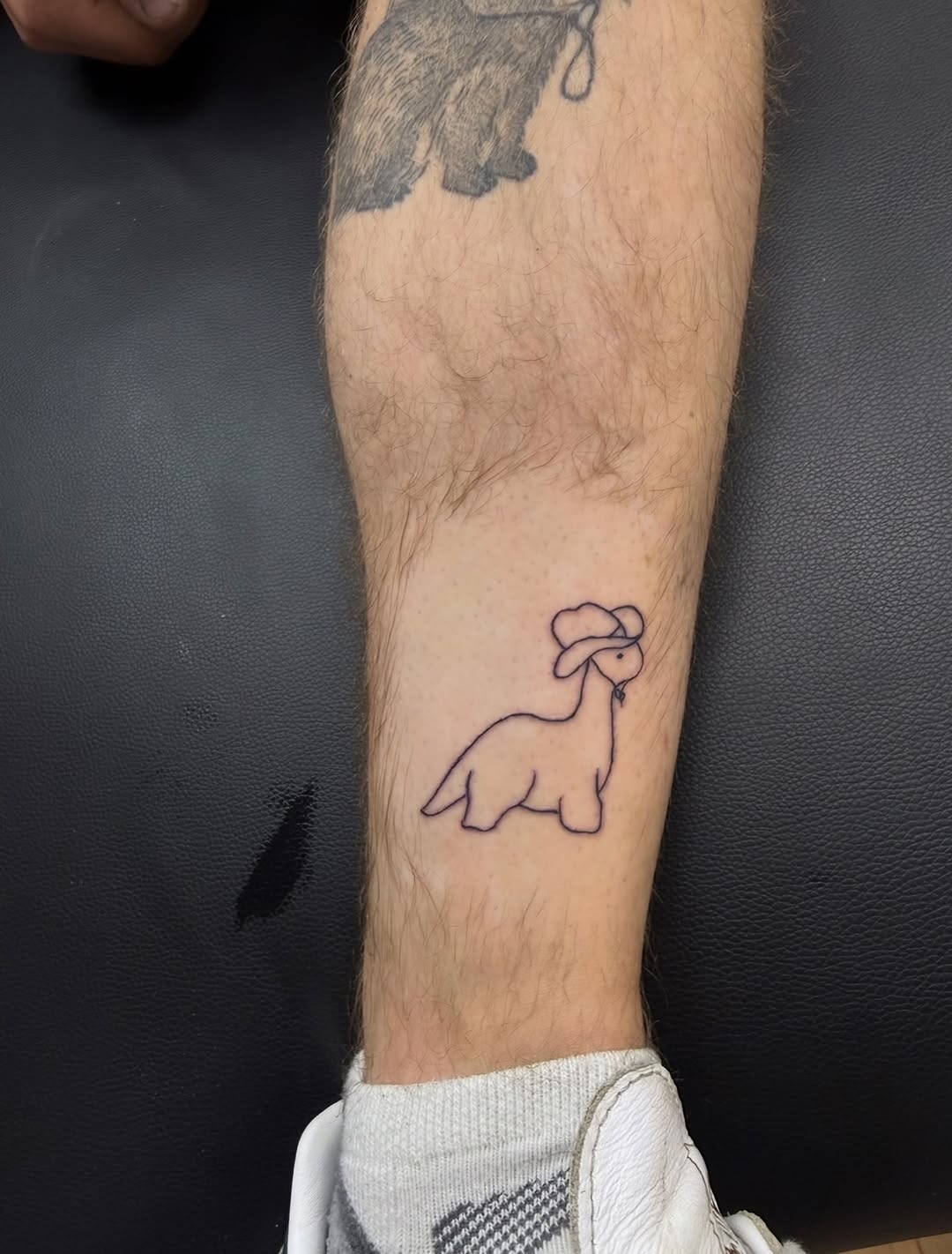 Tattoo by @tiff_for_tatts — fine_line, minimalist