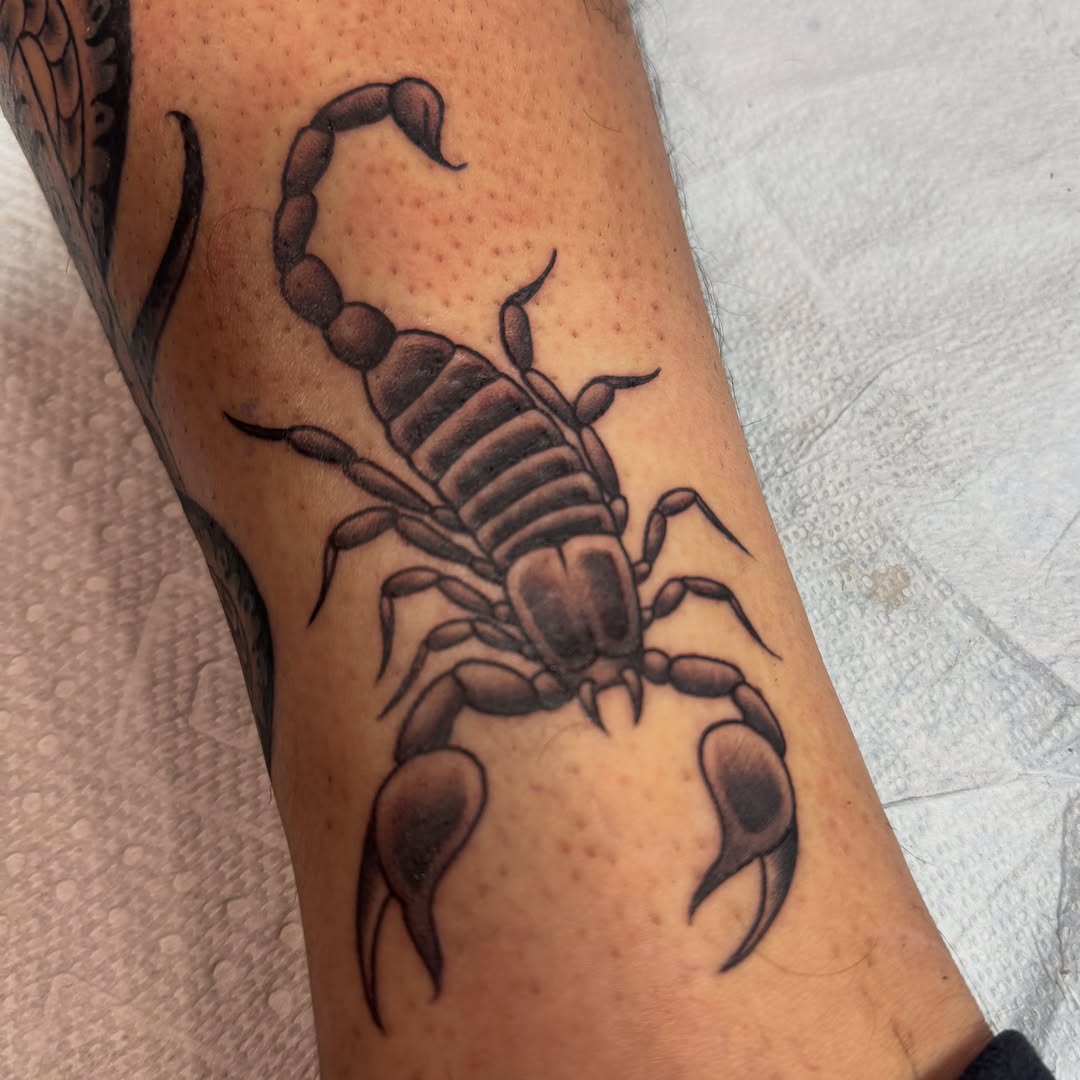 Tattoo by @aintnothinbutagthang817 β black_and_grey, realism