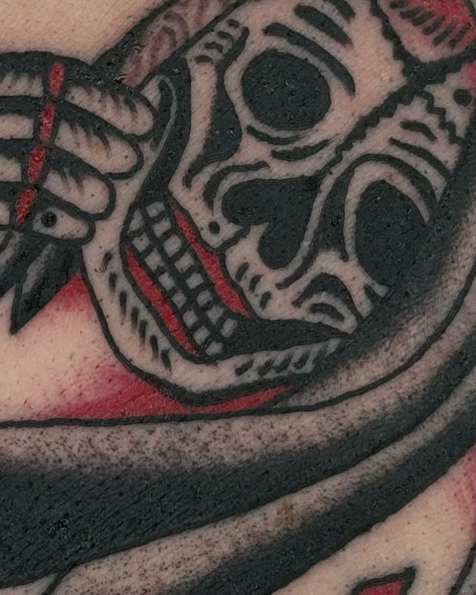 Tattoo by @hubert_serrano โ american_traditional