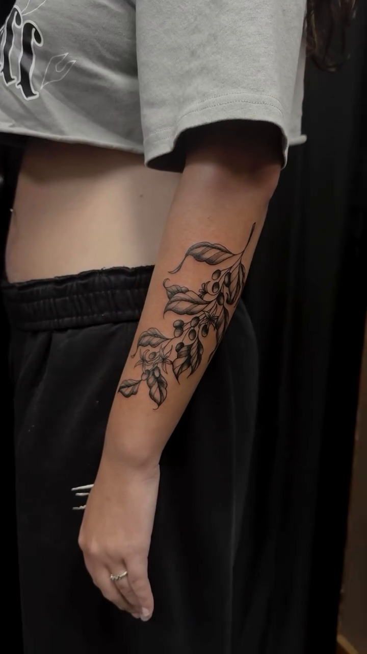 Tattoo by @folklore.arts.tattoo β fine_line