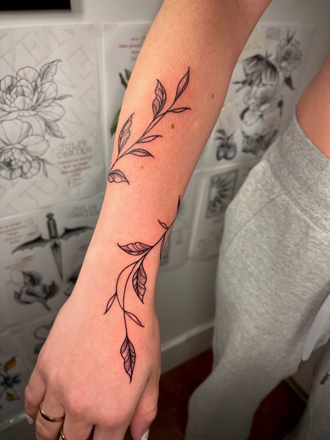 Tattoo by @julieobrientattoo — fine_line