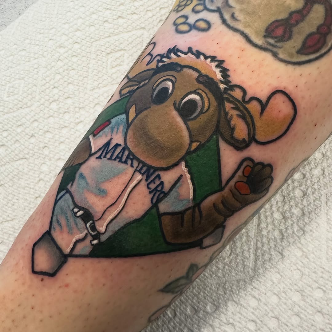 Tattoo by @southpawkate โ new_school