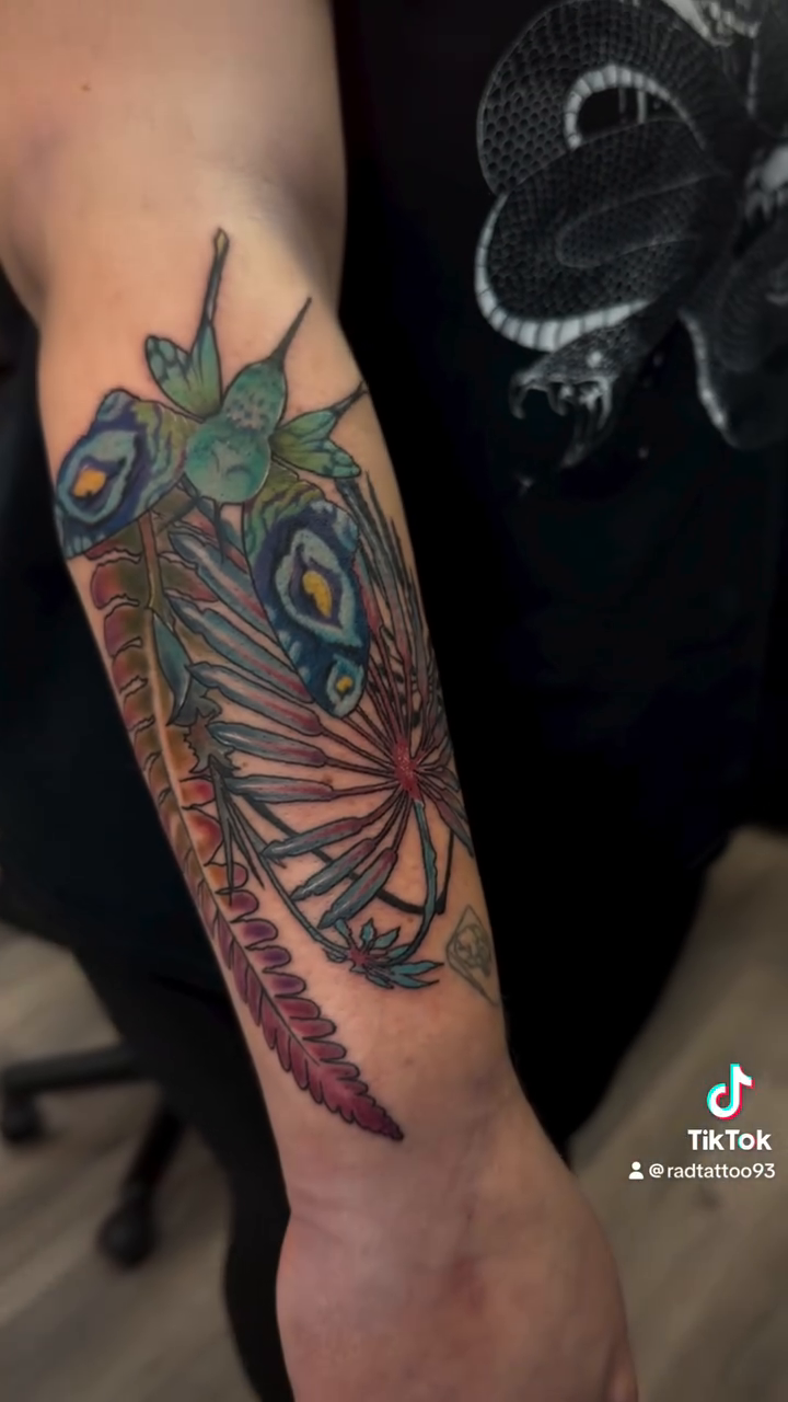 Tattoo by @radtattoo93 โ realism, color
