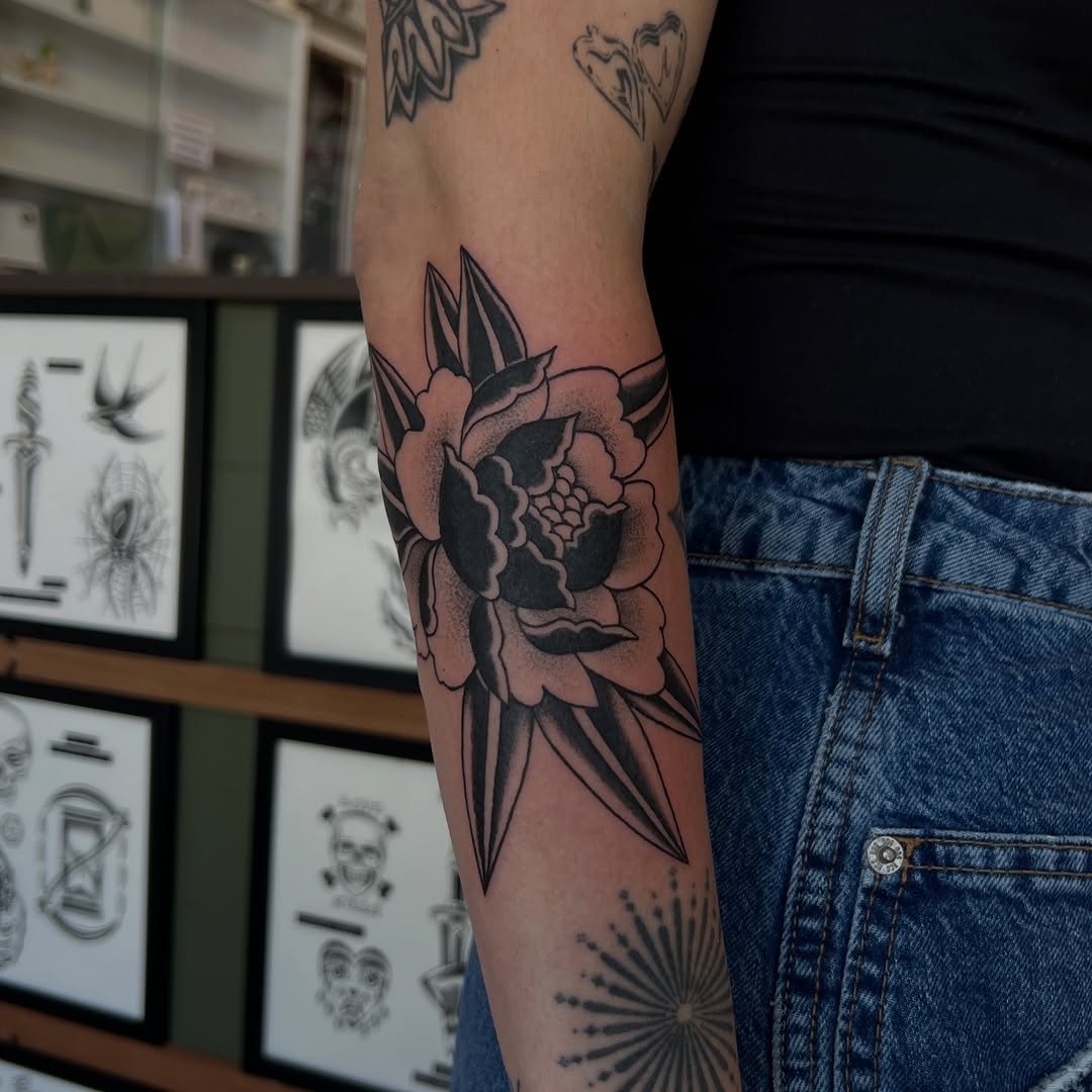 Tattoo by @syrenbier — american_traditional, black_and_grey