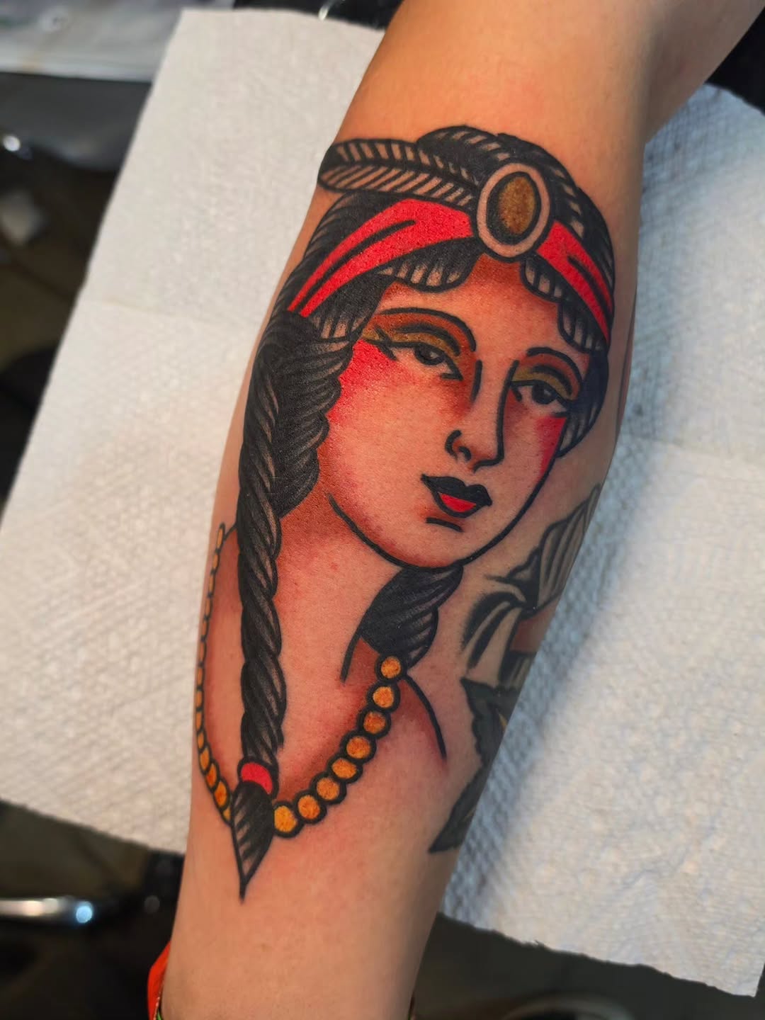 Tattoo by @angelhandstattoo โ american_traditional