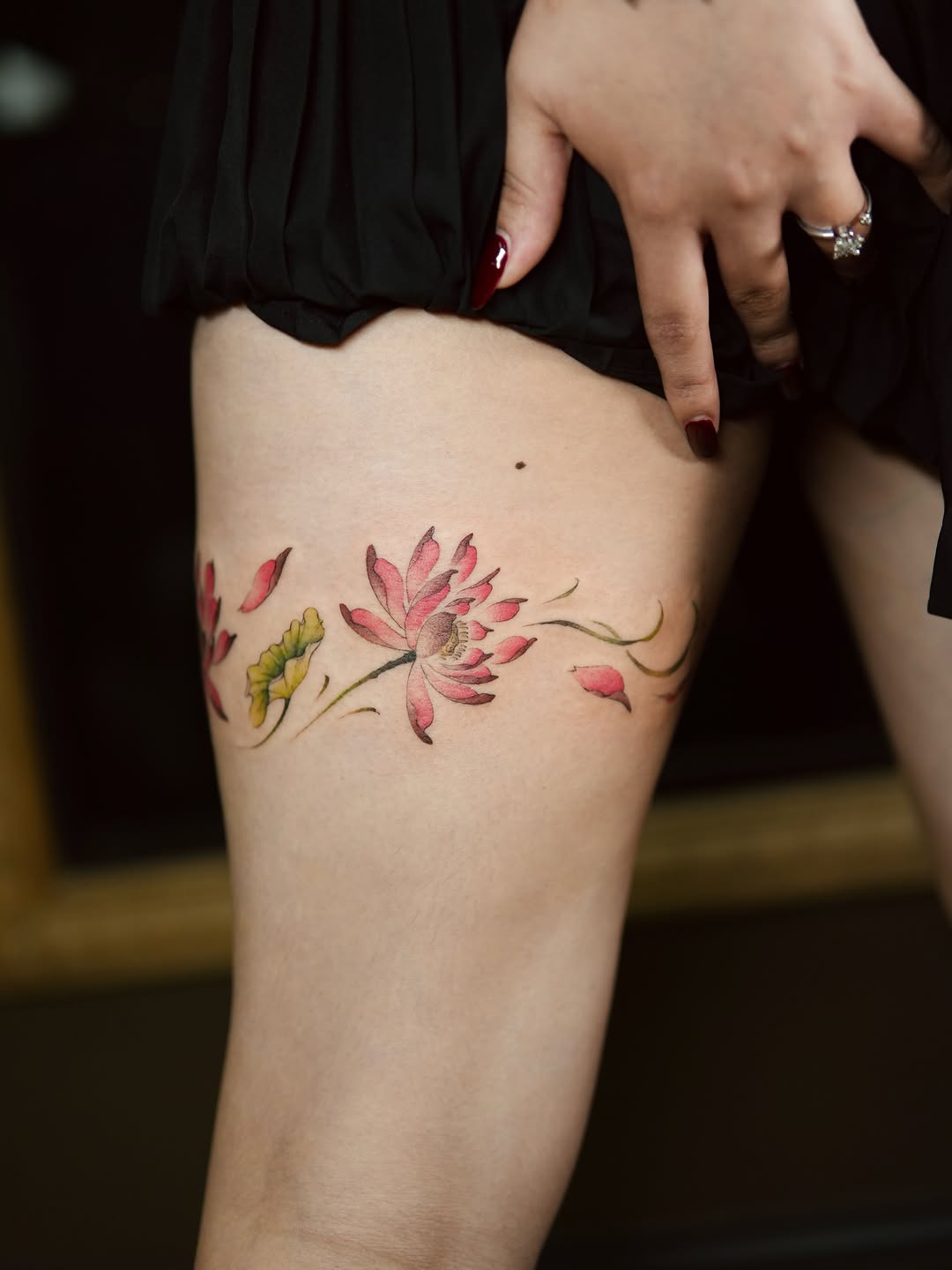 Tattoo by @chanchan.tatts — fine_line, watercolor