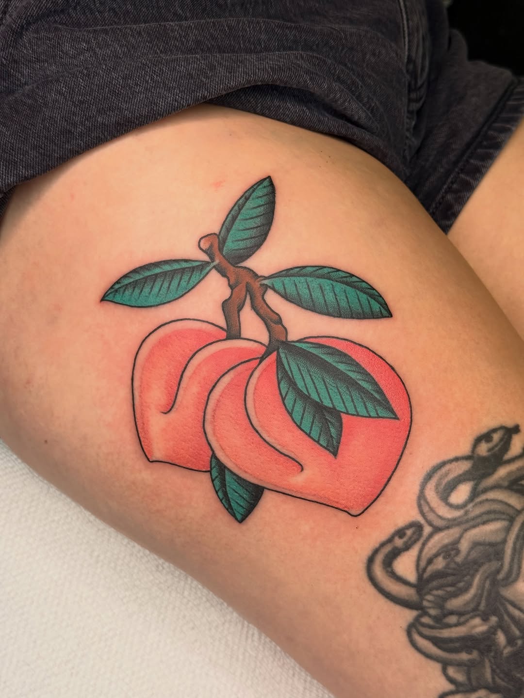 Tattoo by @yuriabreutattoo β american_traditional