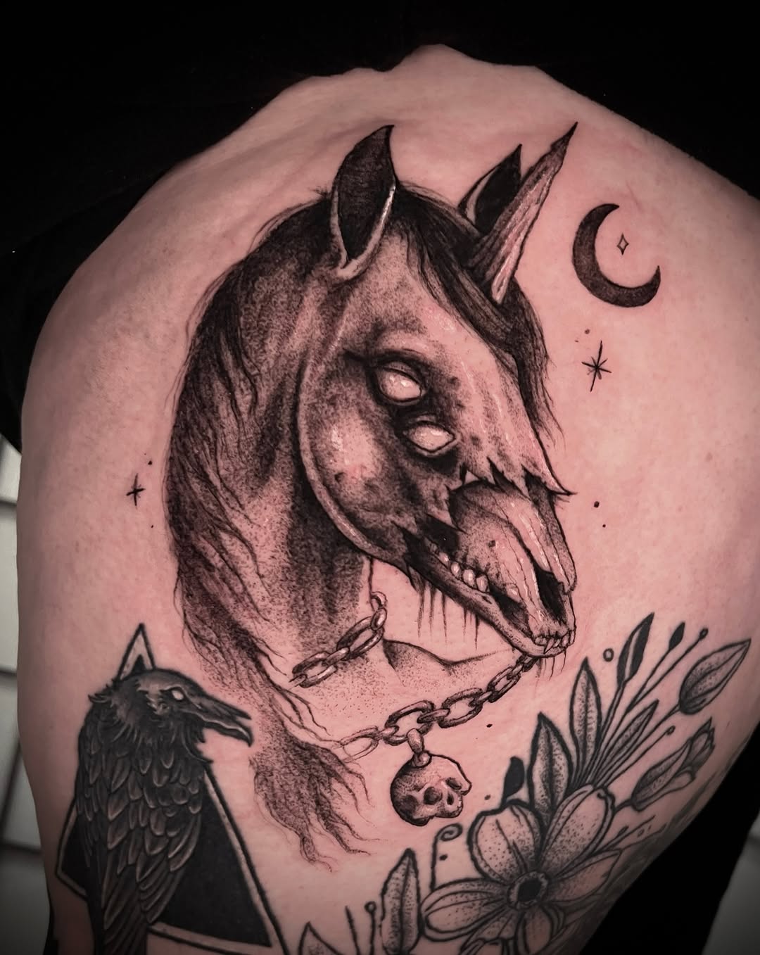 Tattoo by @leawhite_tattoos β dark_realism, blackwork