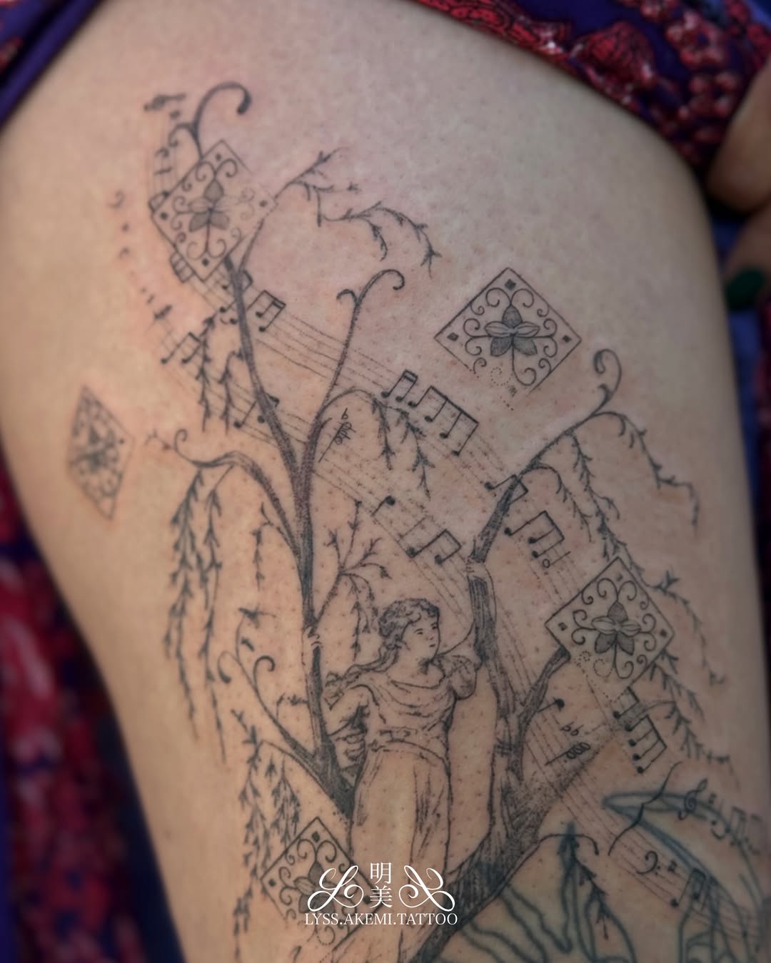 Tattoo by @lyss.akemi.tattoo — illustrative, black_and_grey