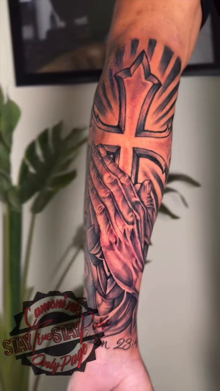 Tattoo by @camoni.nk — black_and_grey, realism