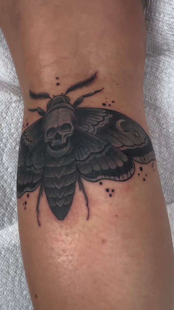 Tattoo by @woetattoos โ black_and_grey, realism