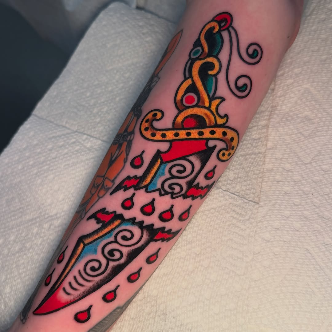 Tattoo by @rizzotattoos — american_traditional