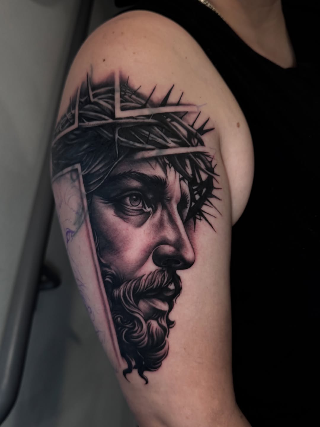 Tattoo by @q_tat2 — realism, black_and_grey