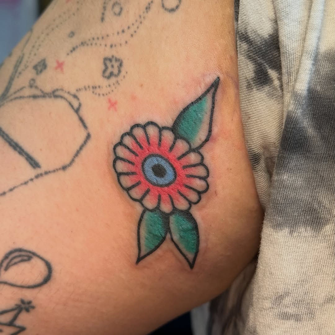 Tattoo by @traddymaddie β american_traditional