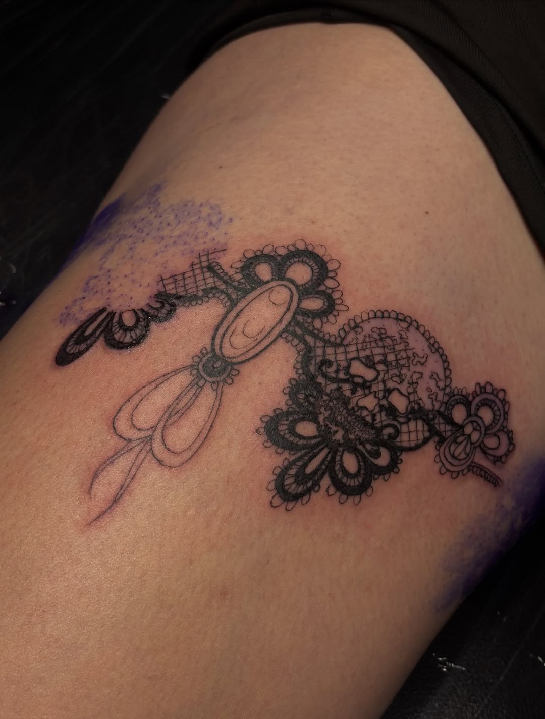 Tattoo by @inkkate_ — fine_line, black_and_grey