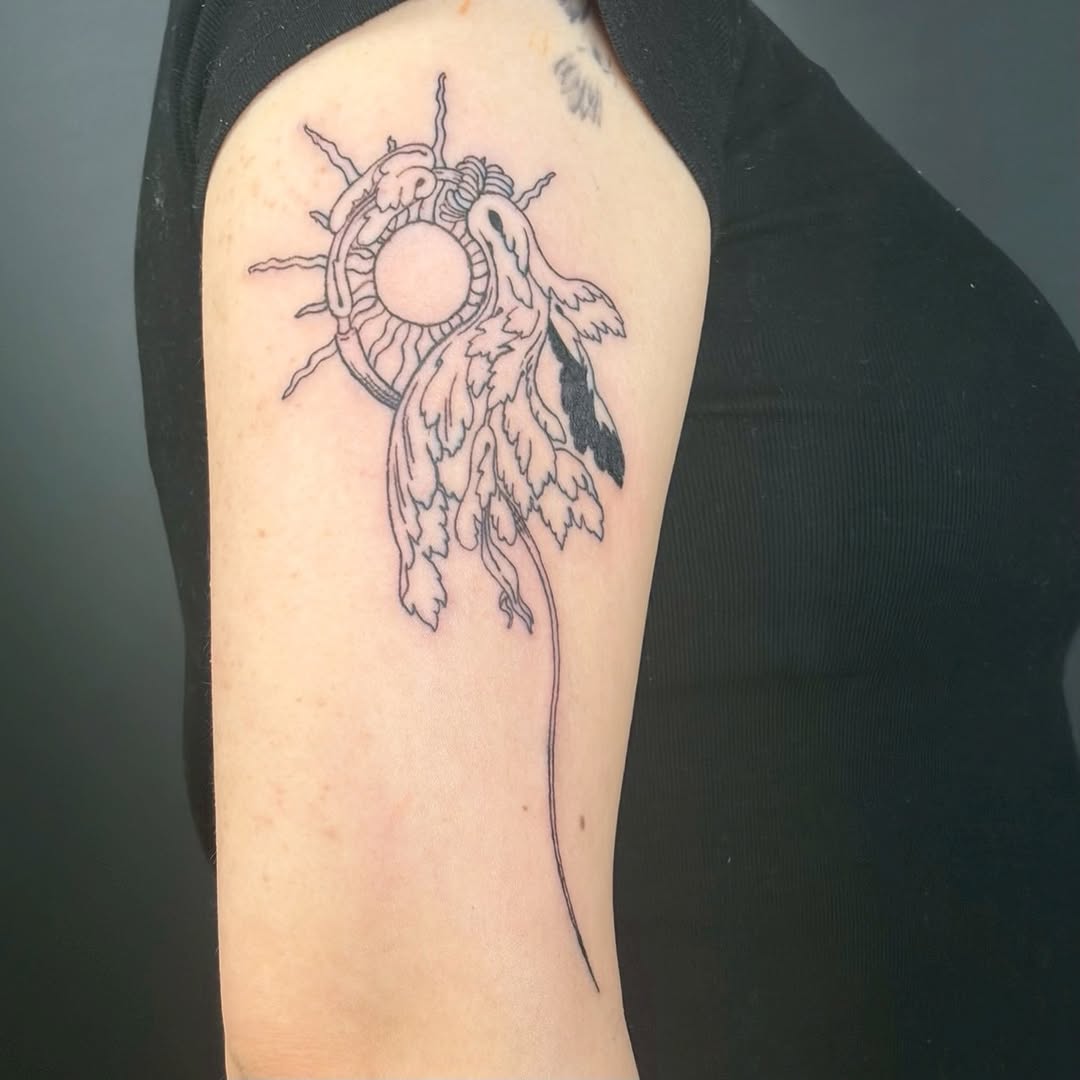 Tattoo by @nyxea.tattoo โ fine_line, illustrative