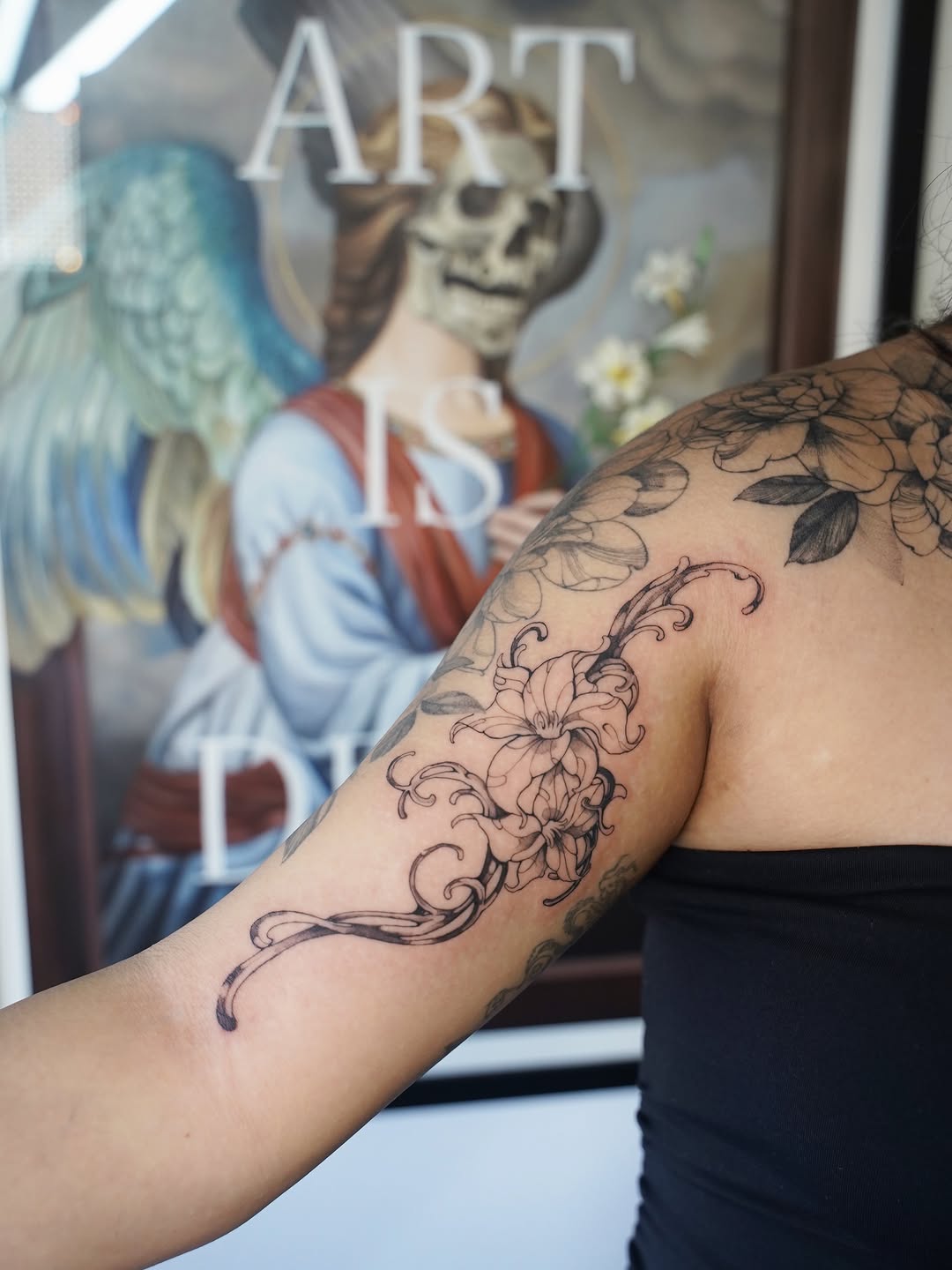 Tattoo by @emmaleetattoo — fine_line, ornamental