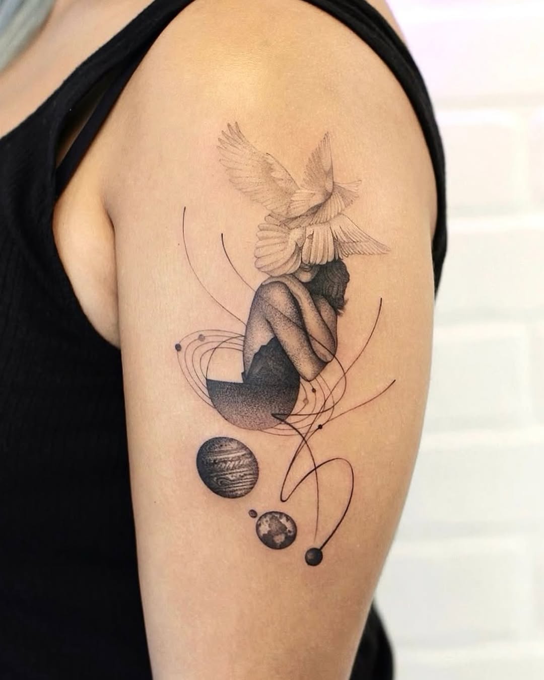 Tattoo by @linsey_tattooer β fine_line, black_and_grey