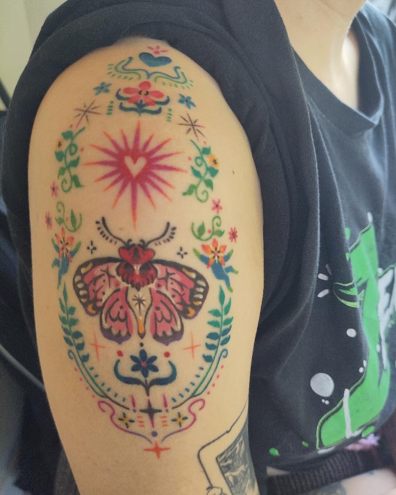 Tattoo by @keemee.keemee — illustrative, dotwork