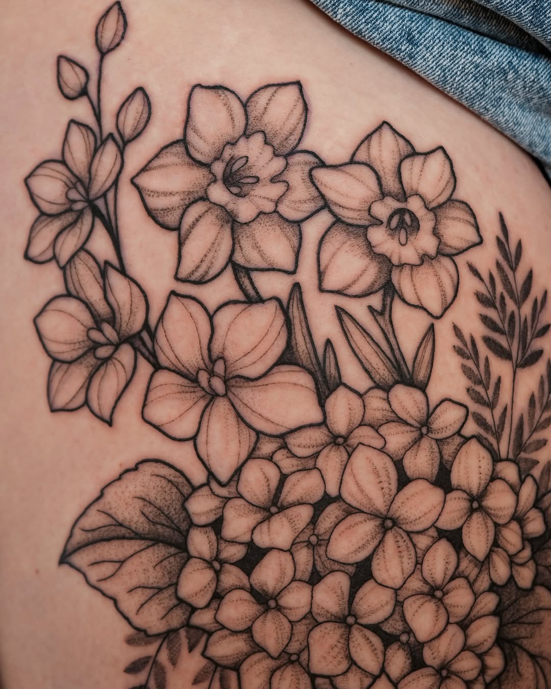 Tattoo by @mikaylasuetattoo — black_and_grey, dotwork