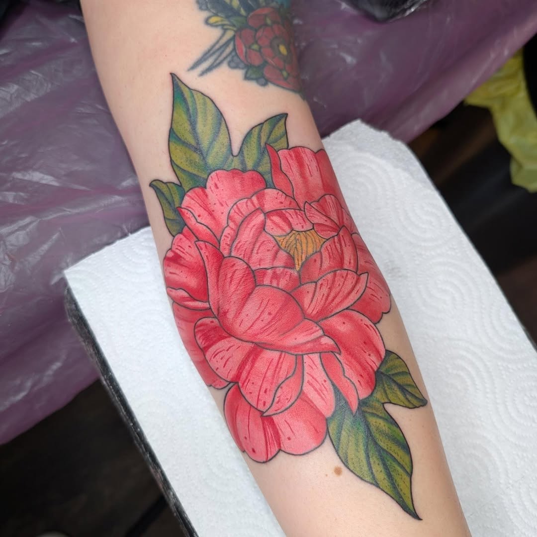 Tattoo by @mimtheyertattoos — neo_traditional