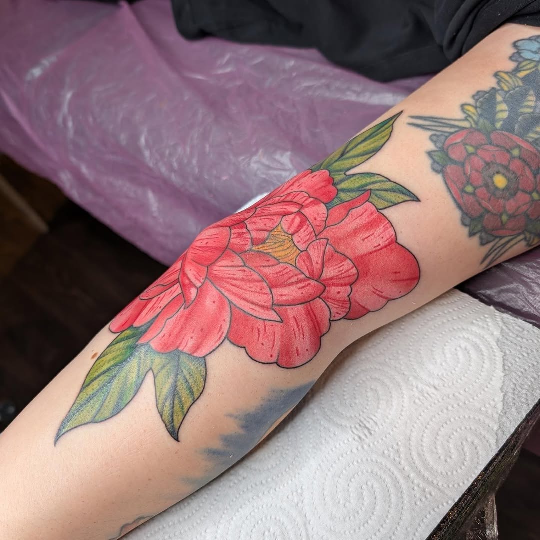 Tattoo by @mimtheyertattoos — neo_traditional