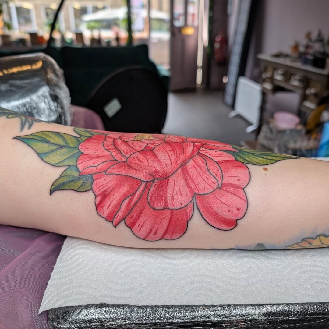 Tattoo by @mimtheyertattoos — realism, black_and_grey