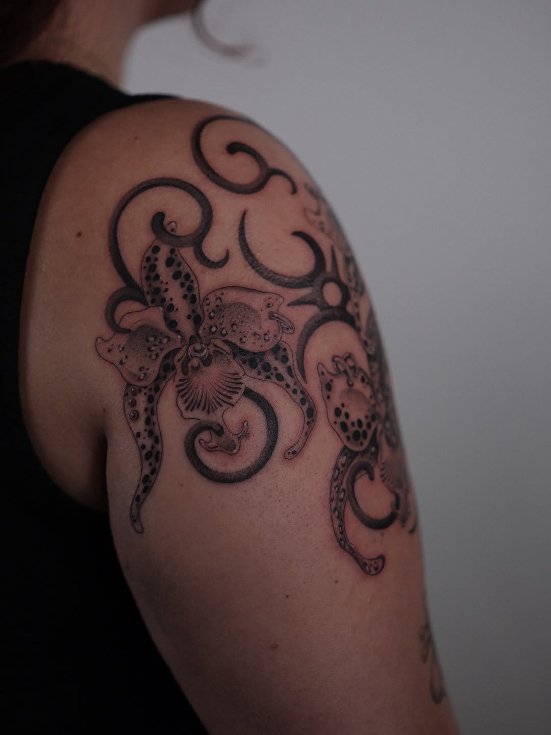 Tattoo by @ellafromhella — black_and_grey, dotwork