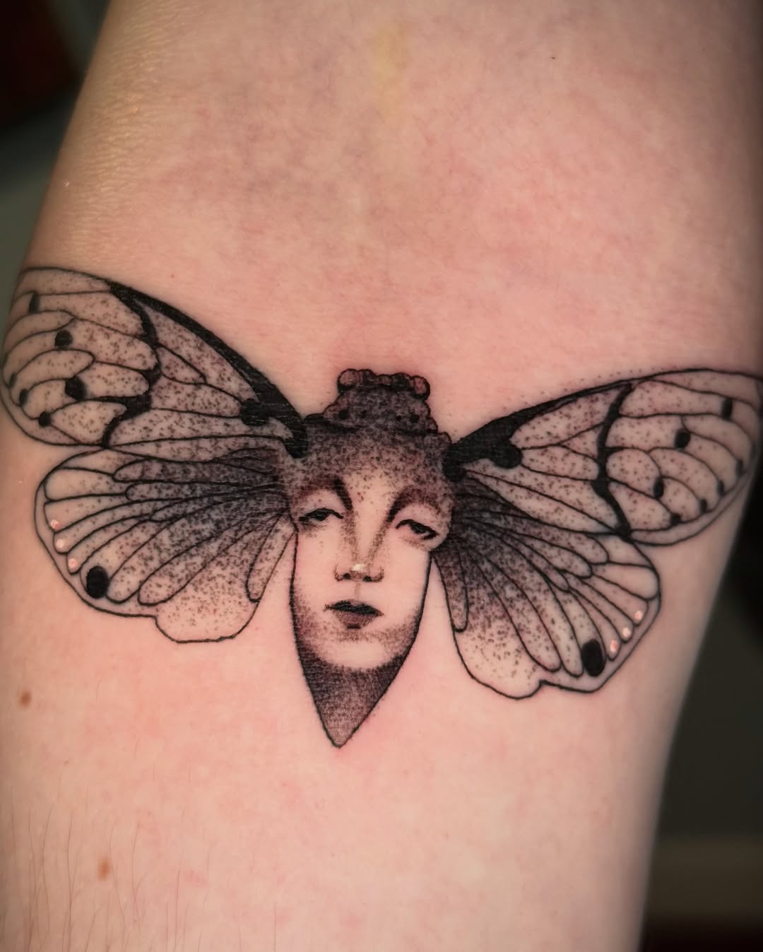 Tattoo by @mad_s_ink — black_and_grey, realism