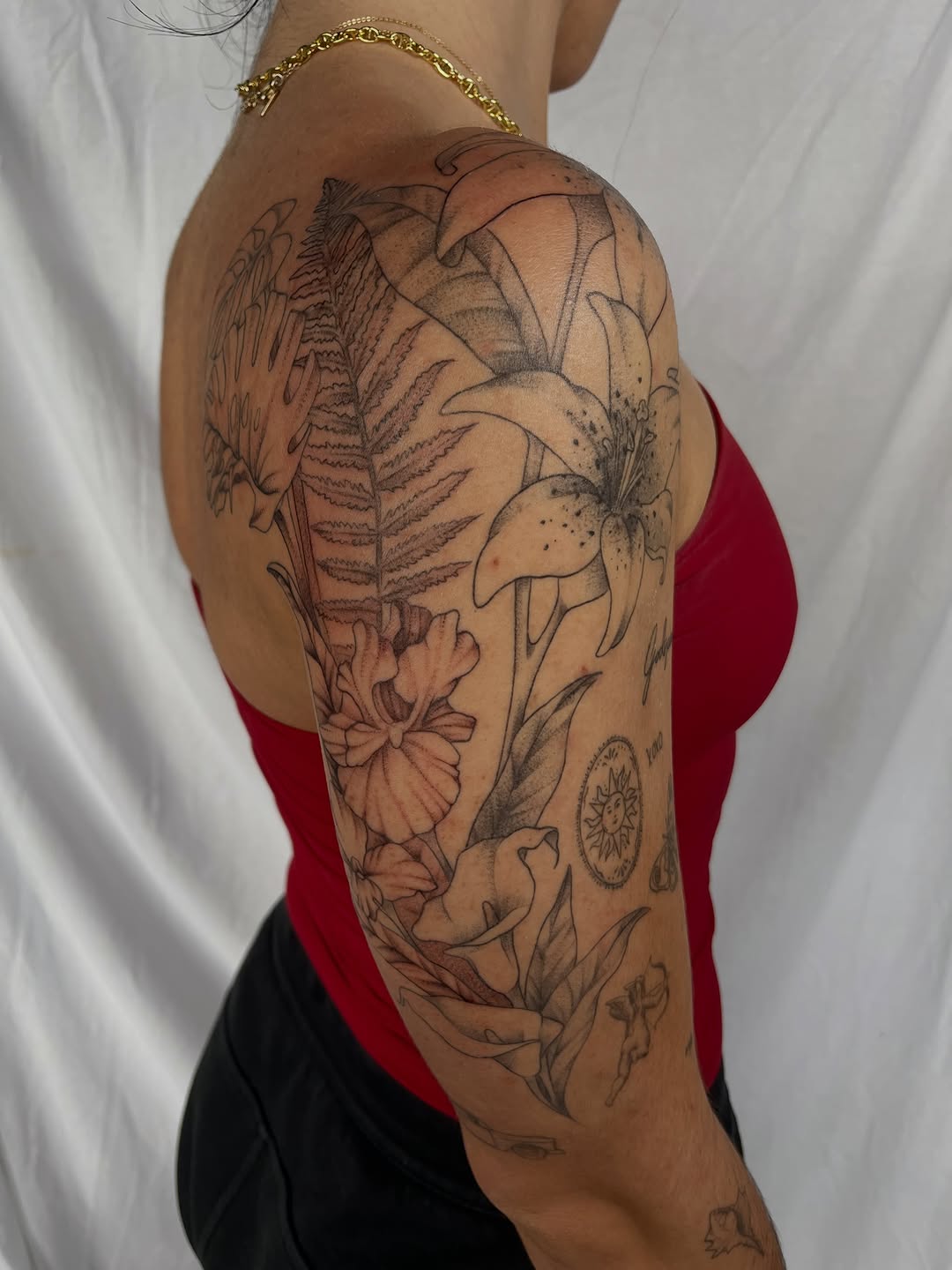 Tattoo by @tys.tattoos12 โ black_and_grey, realism