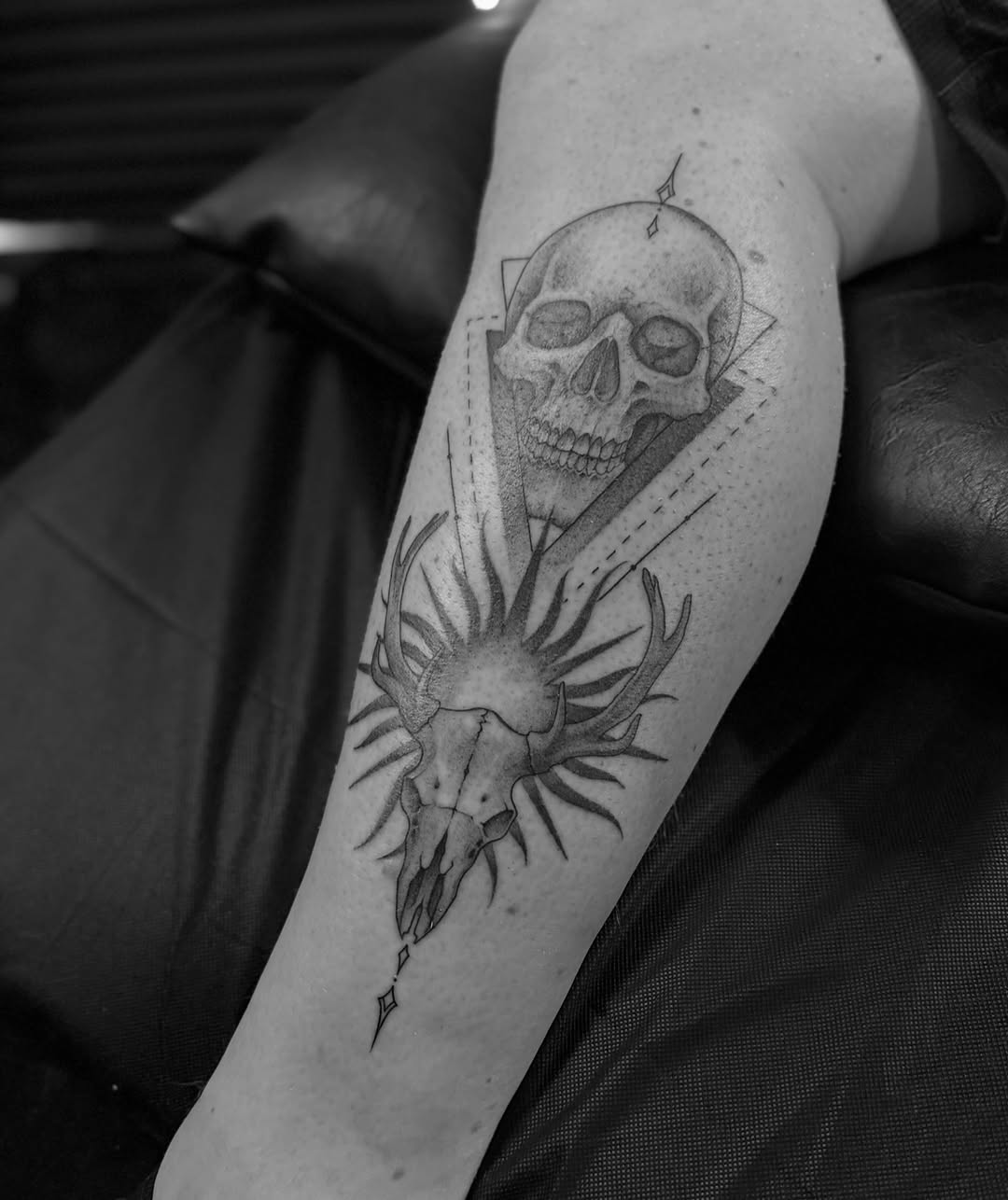 Tattoo by @rikkybobbytattoo โ black_and_grey, geometric