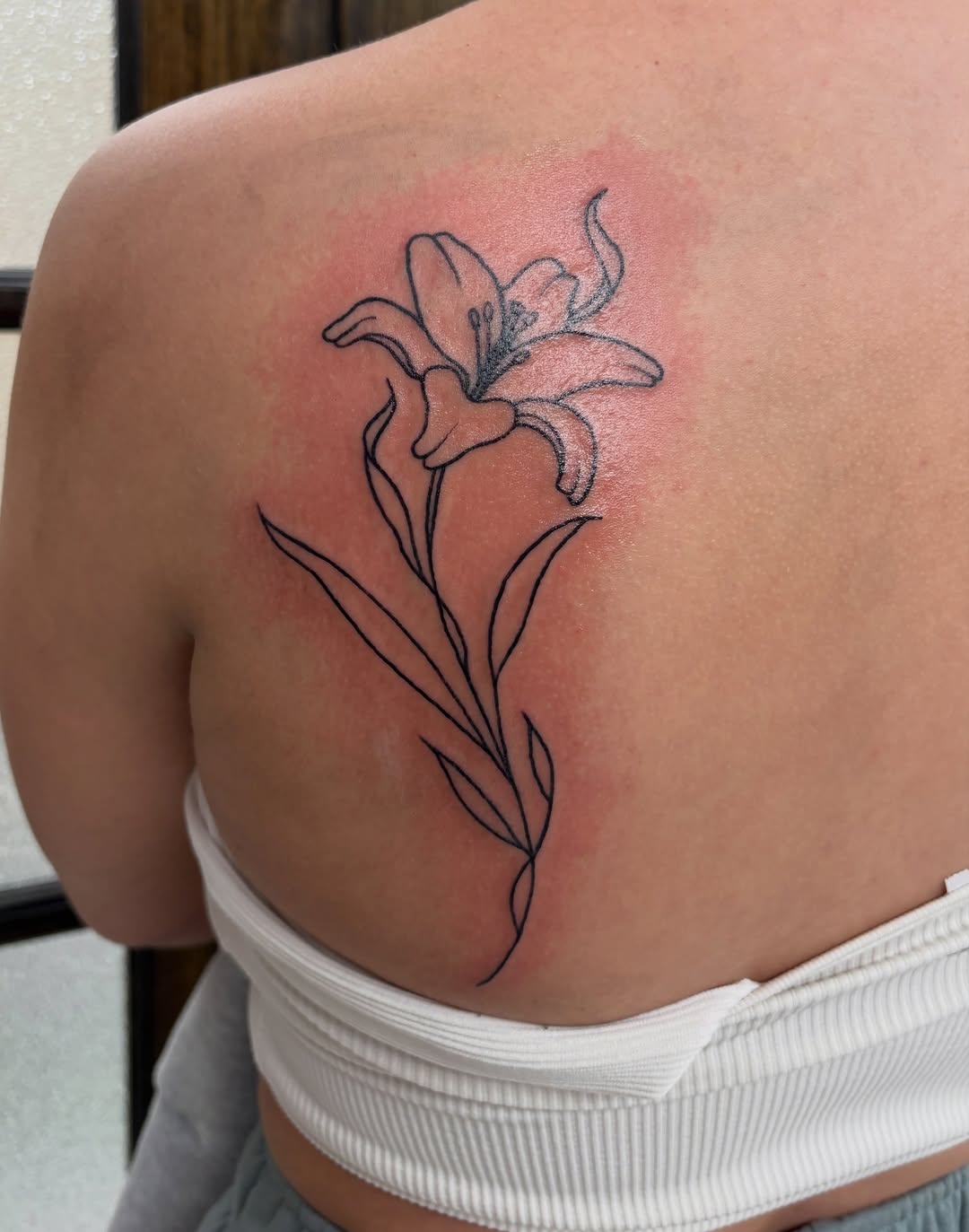 Tattoo by @han_nigh.tattoo — fine_line