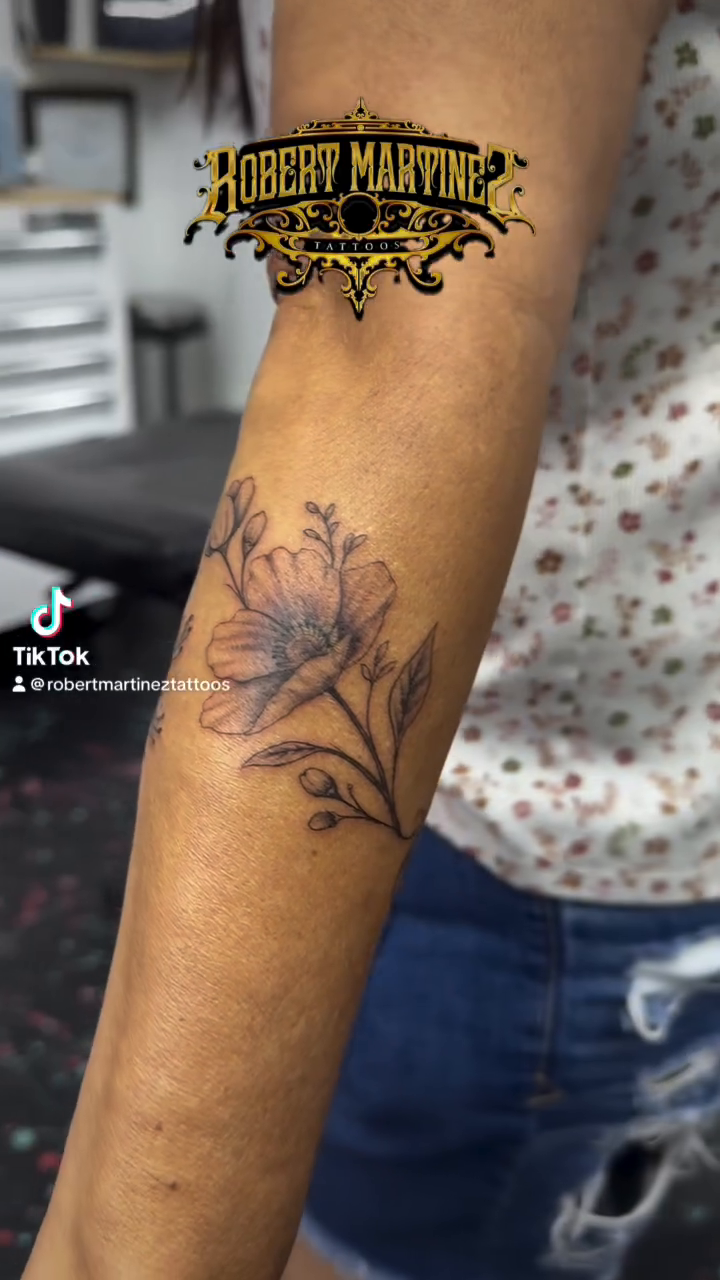 Tattoo by @robert_martineztatts — fine_line