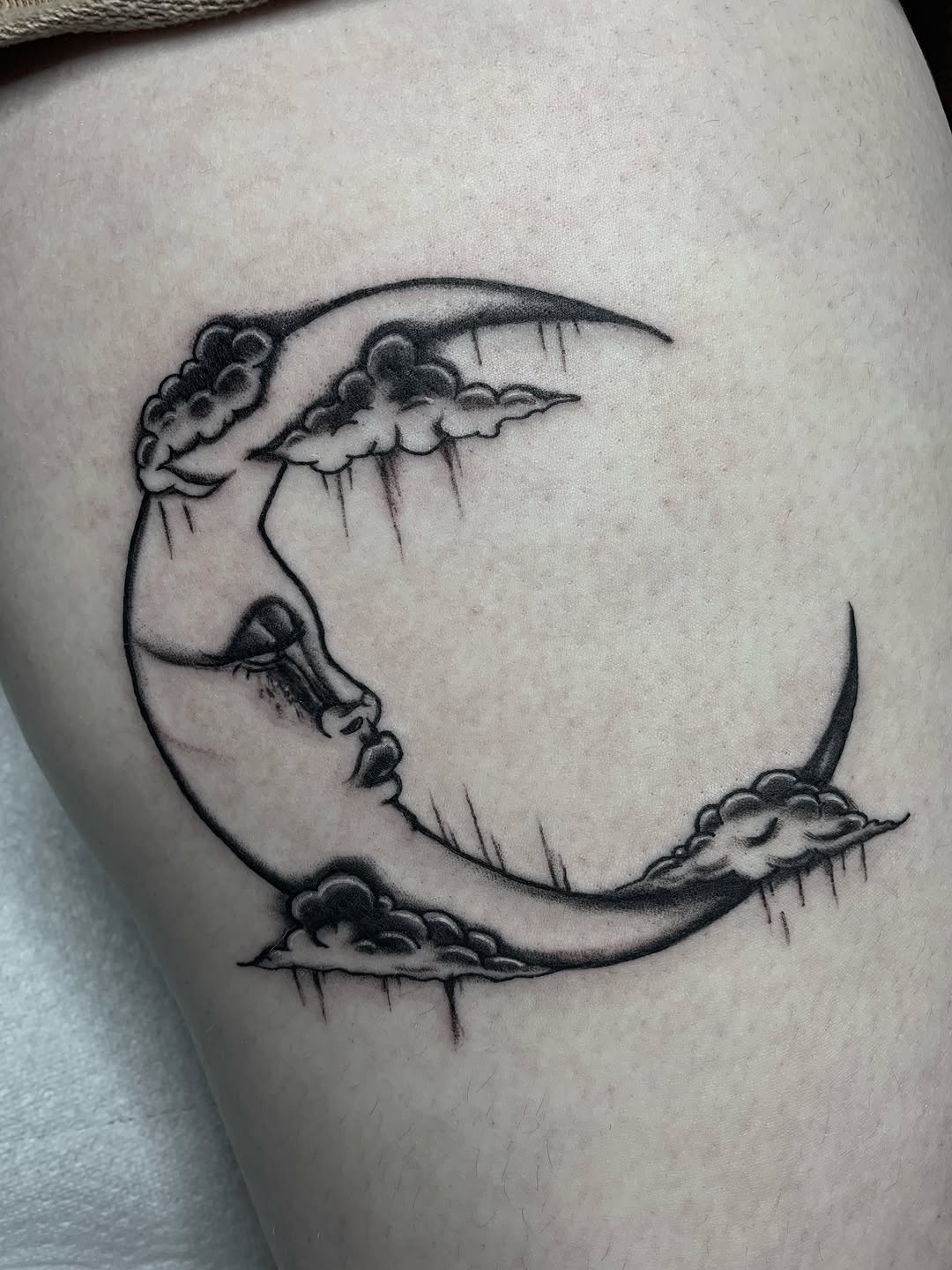 Tattoo by @leahelisabethtattoos — black_and_grey, fine_line