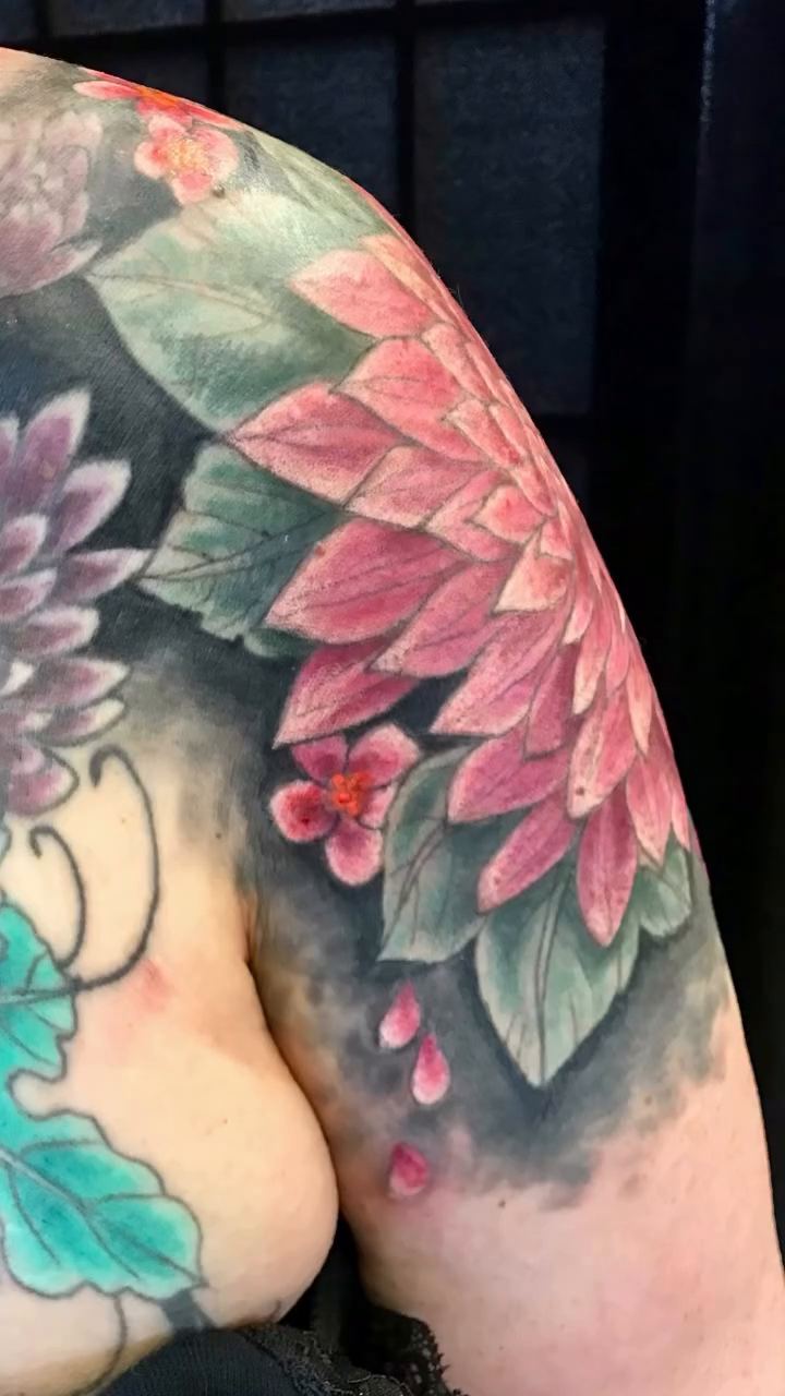 Tattoo by @madamelazongastattoo — japanese_irezumi, black_and_grey