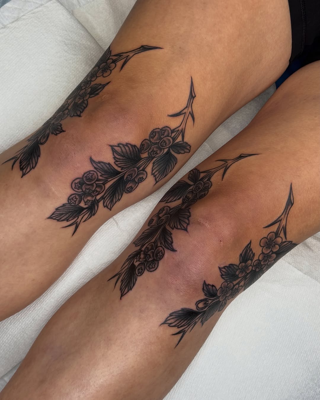Tattoo by @bregrovertattoo โ fine_line, black_and_grey