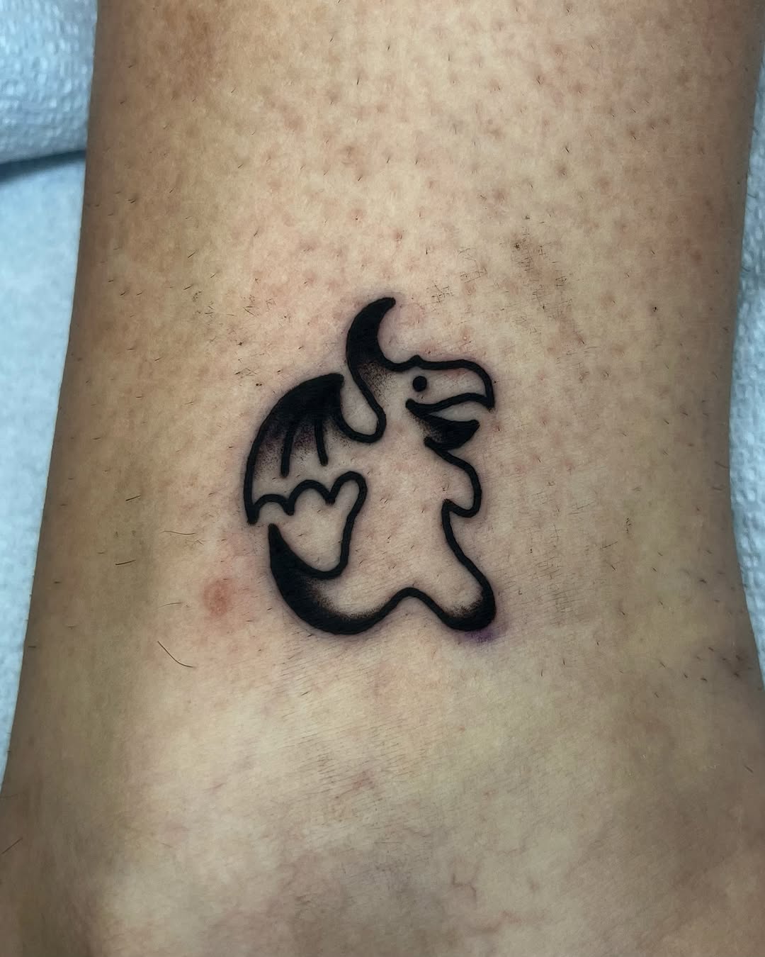 Tattoo by @tourtellinie — blackwork
