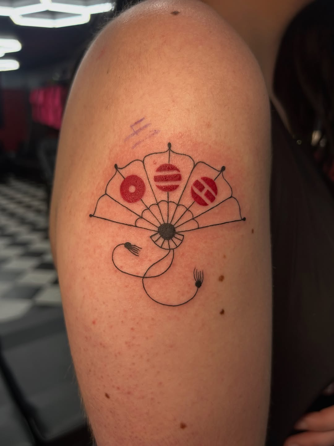Tattoo by @maiapizarro_art — fine_line, geometric