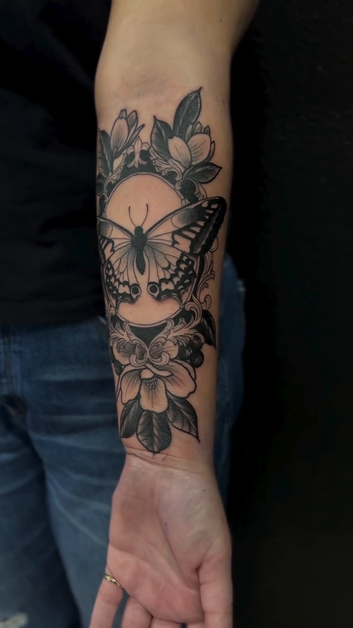 Tattoo by @h.gonzalez_tattoos โ black_and_grey, realism