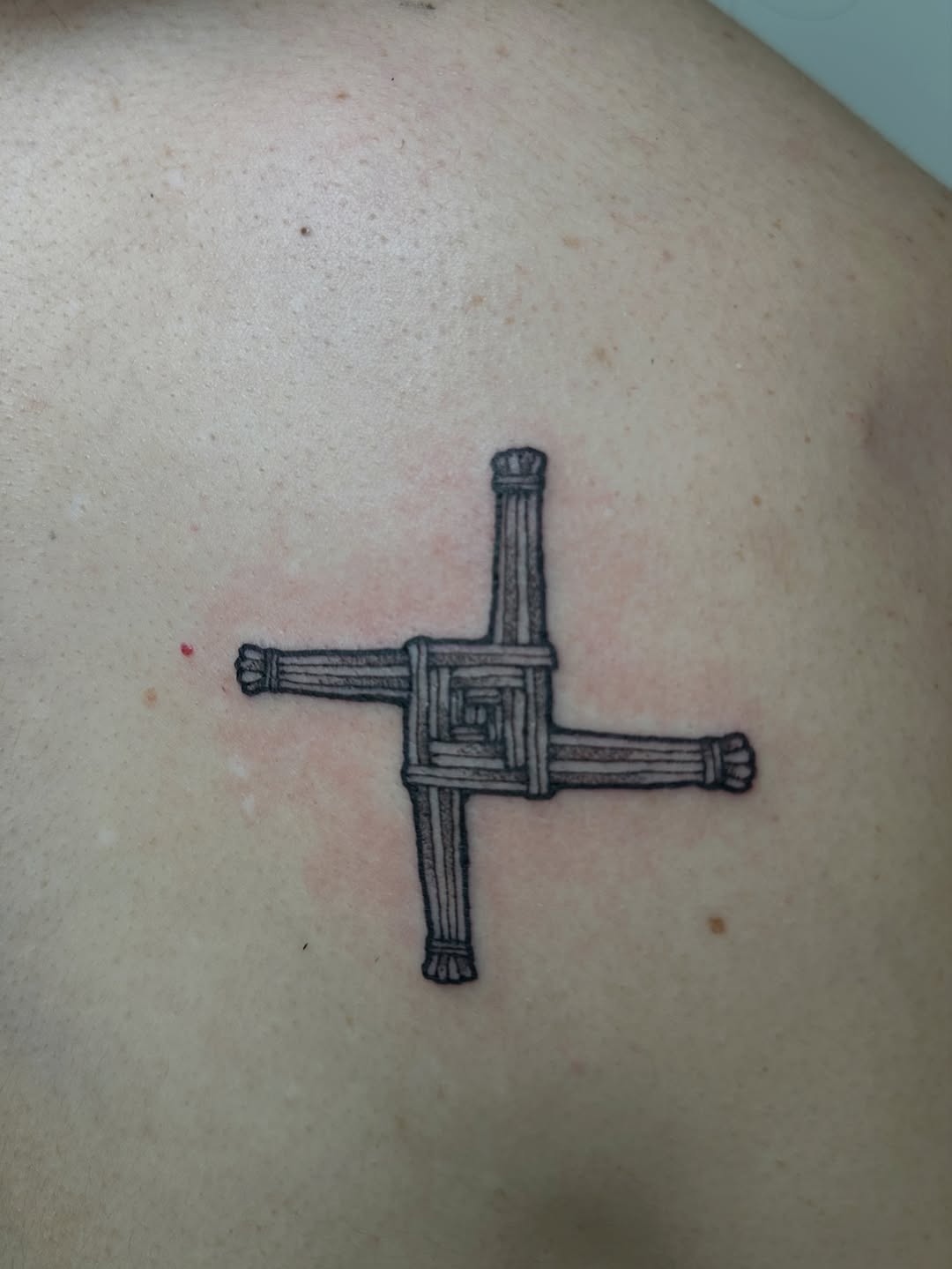 Tattoo by @nimimatattoo — black_and_grey, geometric