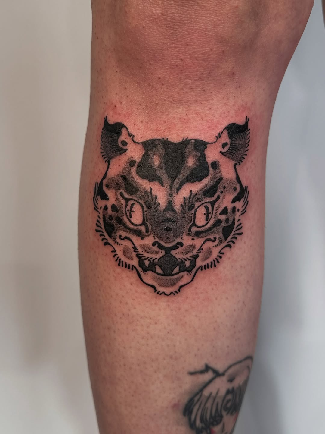 Tattoo by @fishcake.tats β japanese_irezumi, black_and_grey