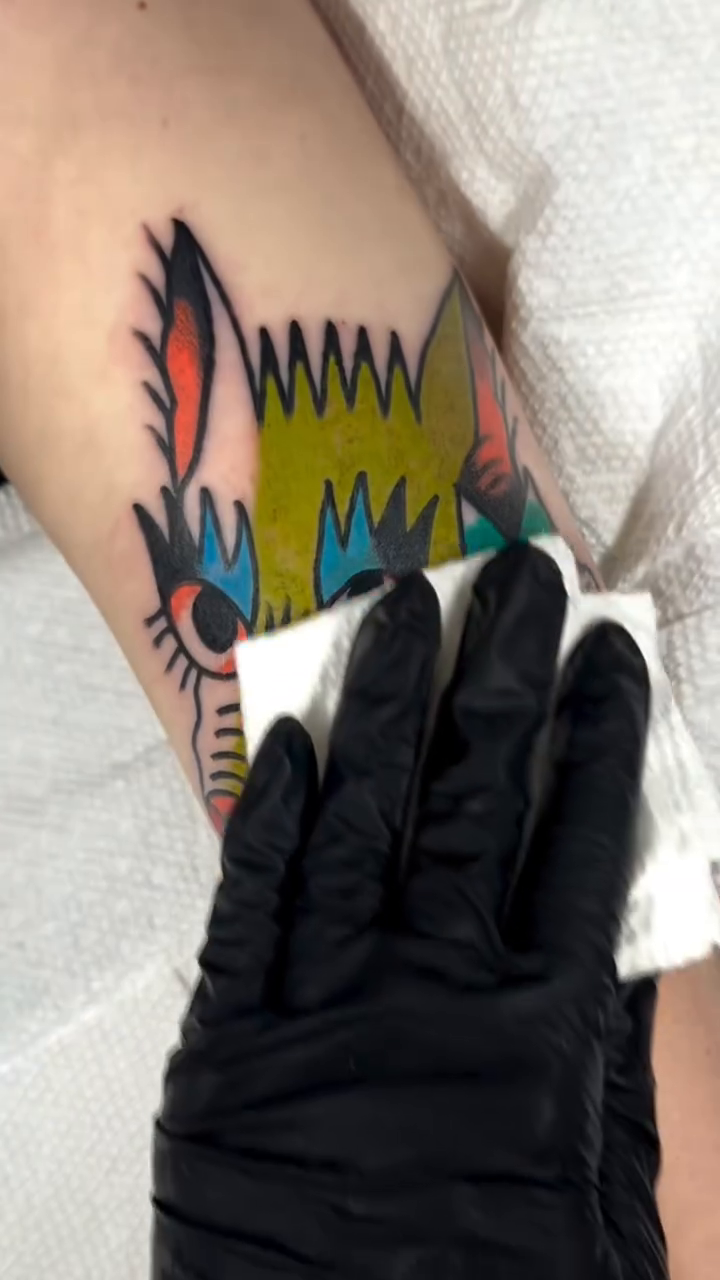 Tattoo by @wearablechaos โ american_traditional, neo_traditional