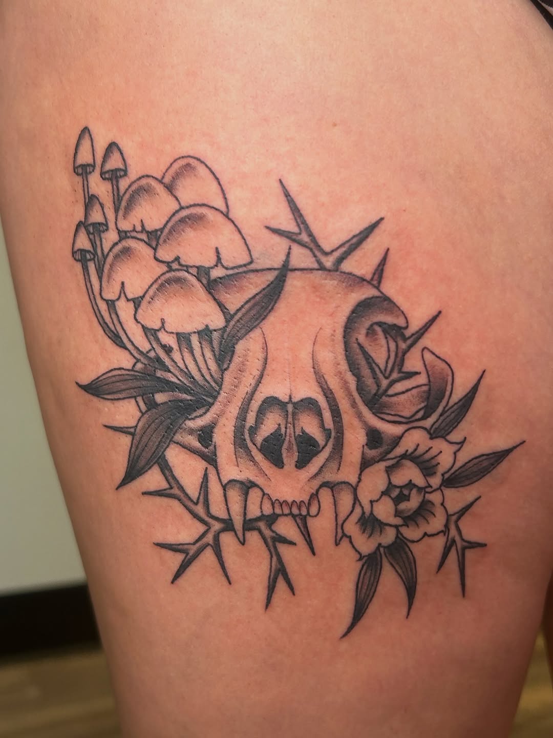 Tattoo by @nellycattattoos โ black_and_grey, realism
