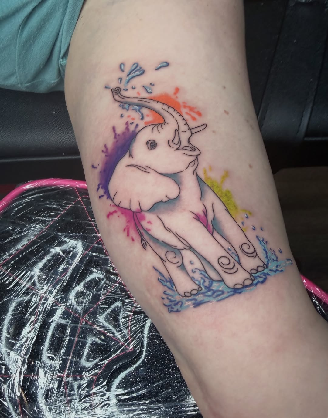 Tattoo by @inkbysarahtonnin — watercolor, fine_line