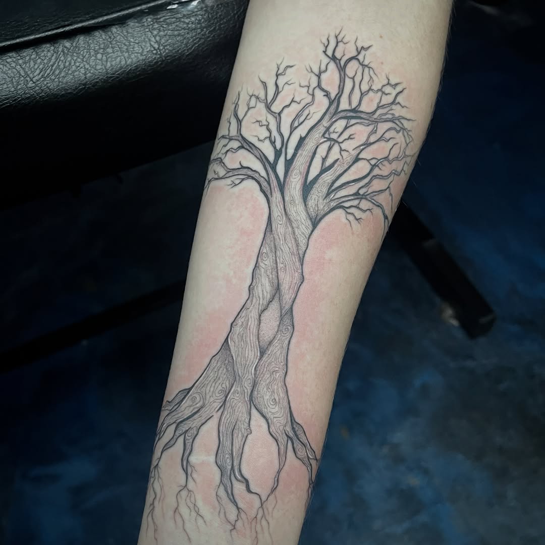 Tattoo by @sidryantattoo โ black_and_grey, dotwork