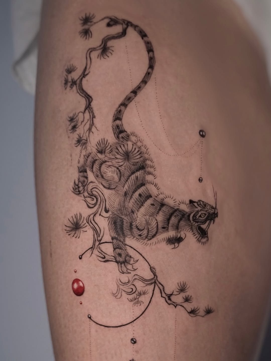 Tattoo by @lilithink โ black_and_grey, illustrative