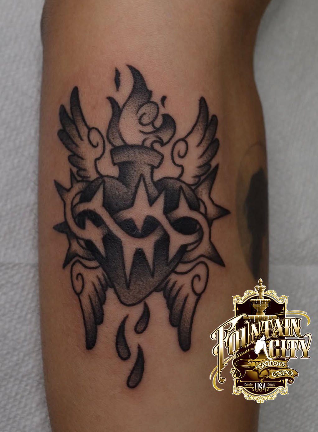 Tattoo by @vulgarviolets — black_and_grey, chicano