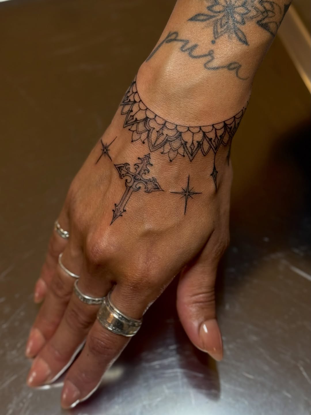 Tattoo by @liannadefleur โ fine_line, ornamental