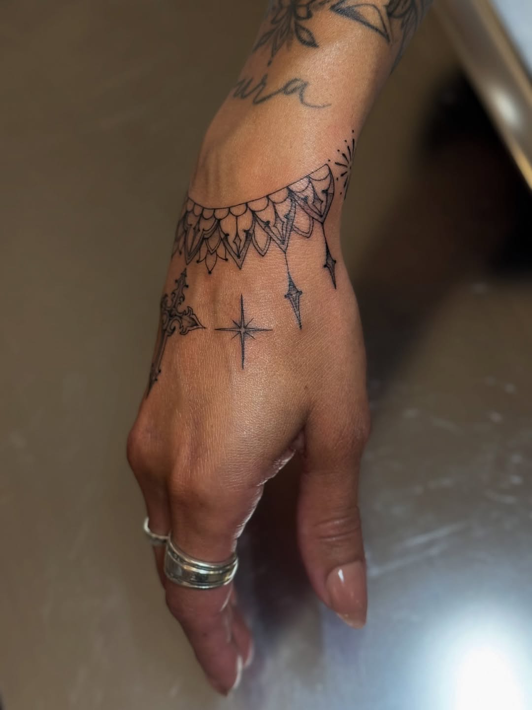 Tattoo by @liannadefleur โ fine_line, ornamental